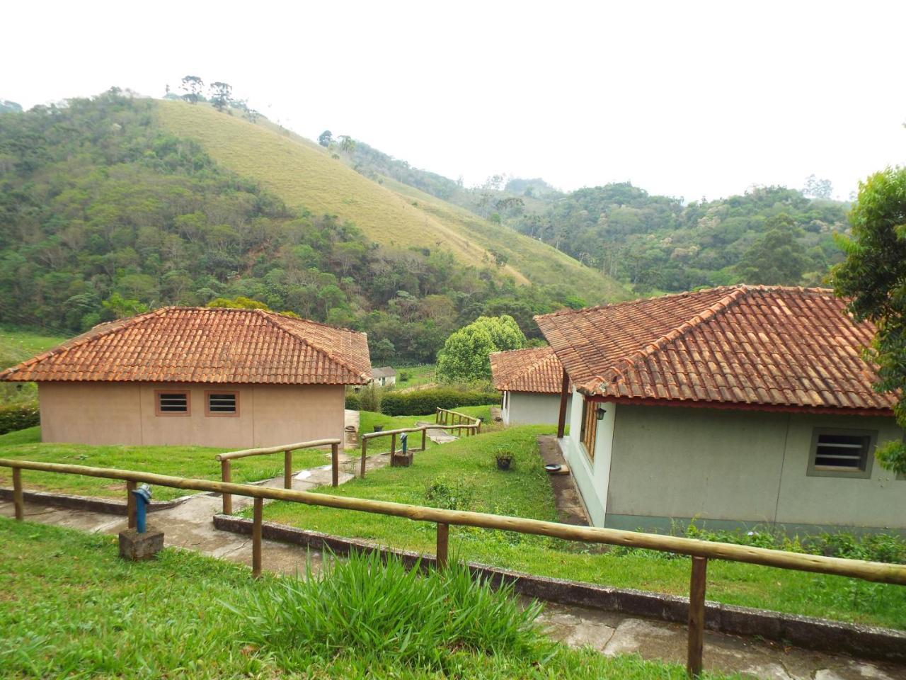 Estrela Da Serra Hotel Fazenda Санту-Антониу-ду-Пиньял Экстерьер фото